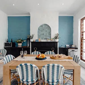 Mediterranean Style In De Waterkant Cape Town